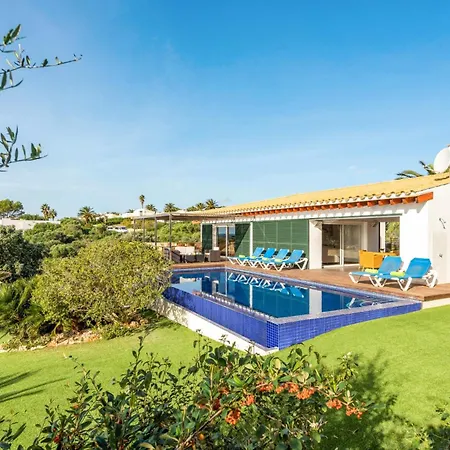 Villa Iris Torret By *